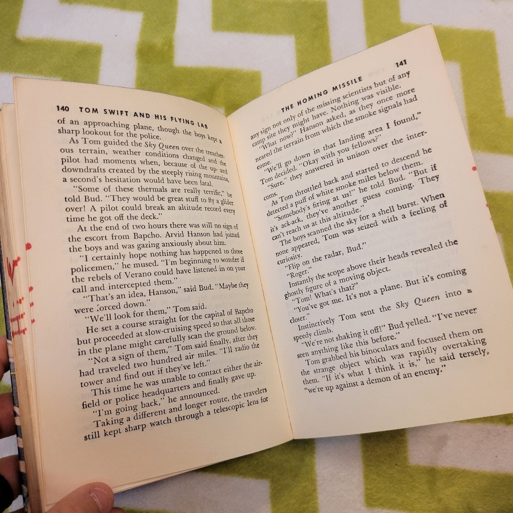 Tom Swift and His Flying Lab - Picture 3 of 6